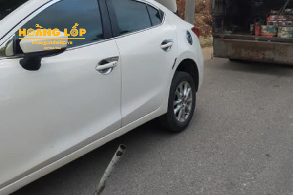 cứu hộ lốp ô tô lưu động Cầu Giấy