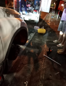 Cứu hộ lốp Cao tốc Pháp Vân - Vá lốp cao tốc pháp vân 24H