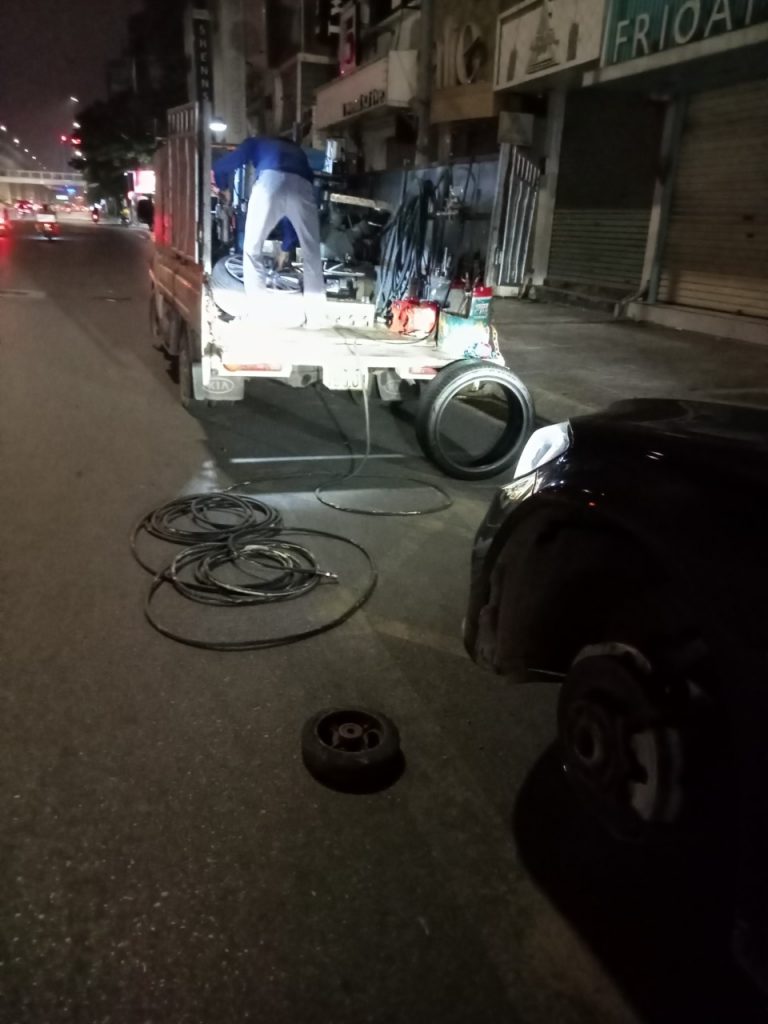 Cứu Hộ Lốp Ô Tô Phúc La Uy Tín - nhanh chóng- chuyên nghiệp