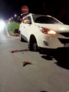 Cứu hộ lốp ô tô trường chinh Hà Nội 24/7 |Làm lốp ô tô xe tải chuyên nghiệp chất lượng cao
