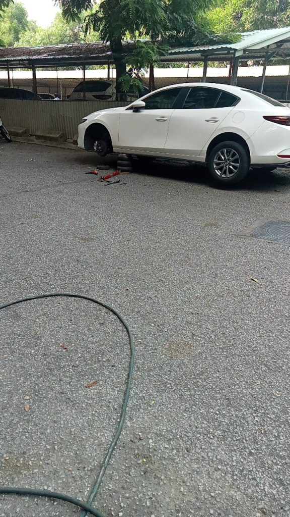 Dịch vụ Vá lốp oto hà đông 24/24 hàng đầu Việt Nam