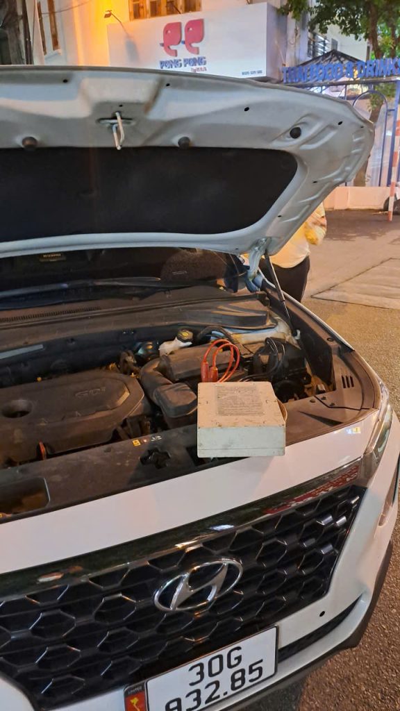 Dịch vụ Kích bình ô tô Nam Từ Liêm 24h nhanh chóng,chuyên nghiệp