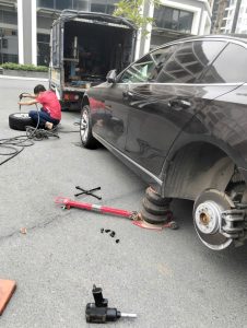 Dịch vụ Vá lốp lưu động chuyên nghiệp tại Hà Nội