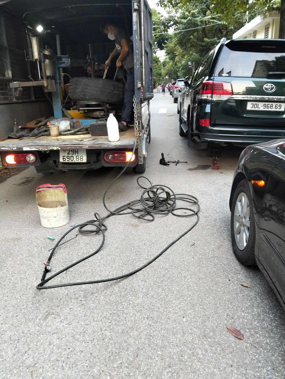 vá lốp lưu động Hà Đông